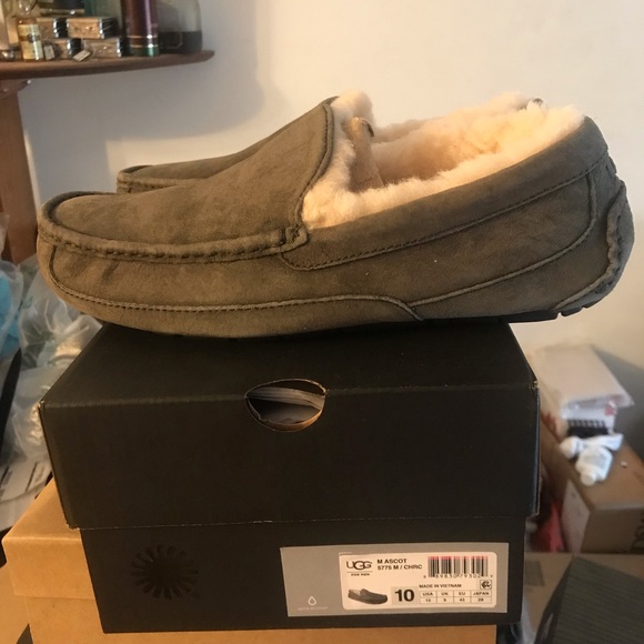 Sz 8 LEFT! NEW UGG Australia® Ascot Mens Slippers - Picture 3 of 5